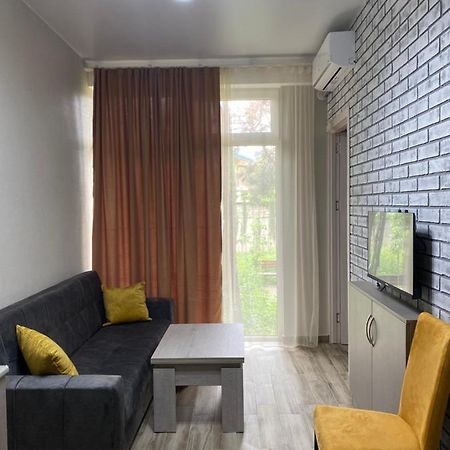 Lovely And Cozy Apartament In Tiflis Exterior foto